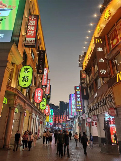 上海高端工作室最新招聘，福利超乎想象！